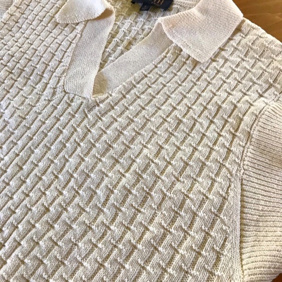 Women’s Knit Cream Sweater Vest - Collared - Boxy - Size Small - Picture 6 of 7